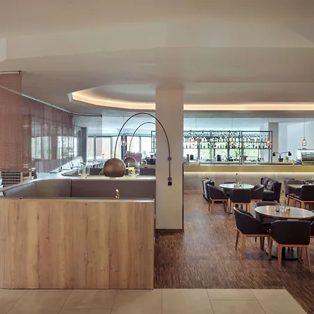 Spark By Hilton Centre