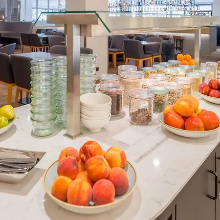 Spark By Hilton Centre