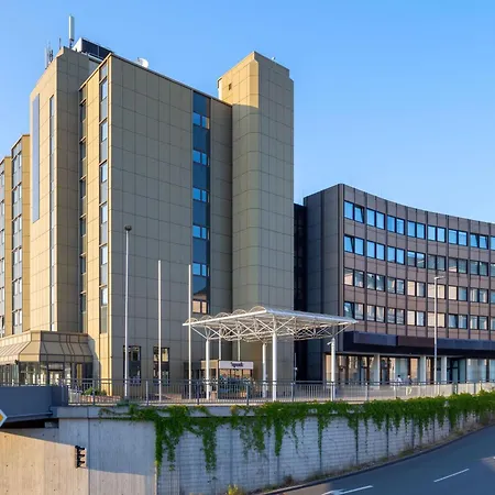 Hotel Spark By Hilton Centre 4*