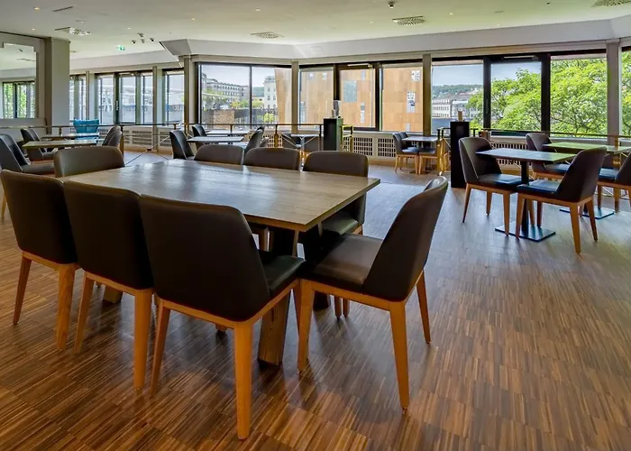 Spark By Hilton Centre 酒店