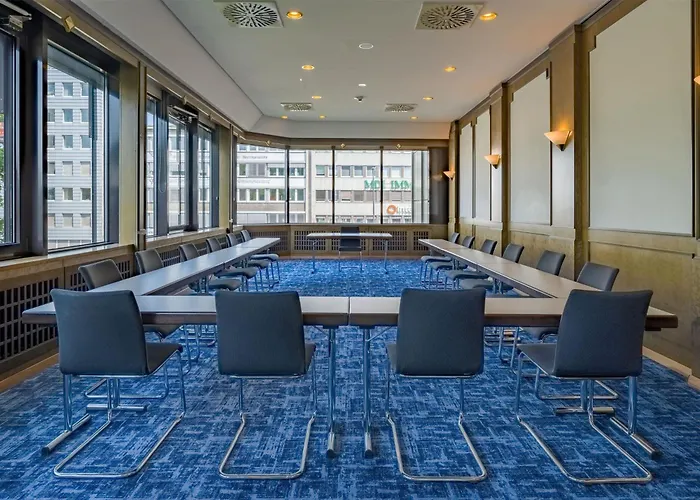 Spark By Hilton Centre 호텔