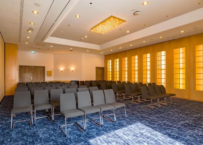 Spark By Hilton Centre 4* 부퍼탈