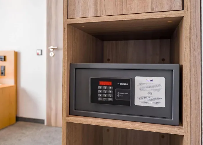 Spark By Hilton Centre Hotel 4*