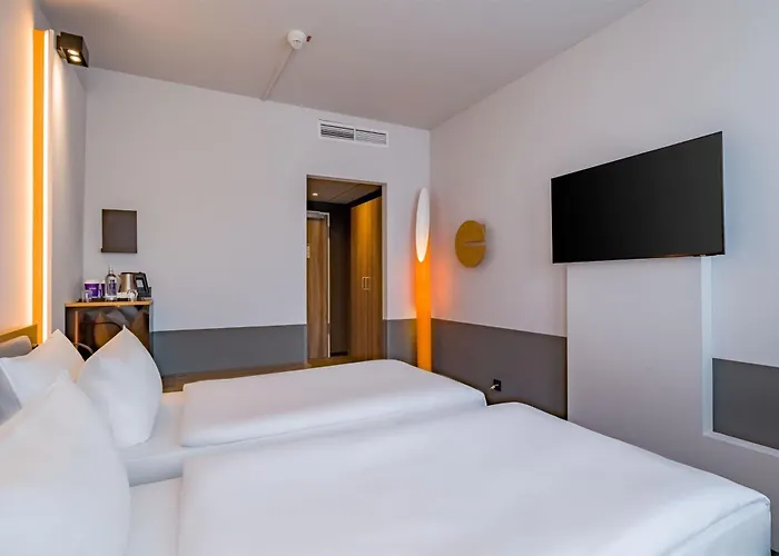 Spark By Hilton Centre 4*