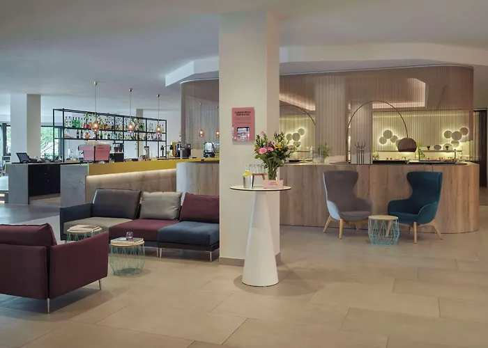 Spark By Hilton Centre 酒店