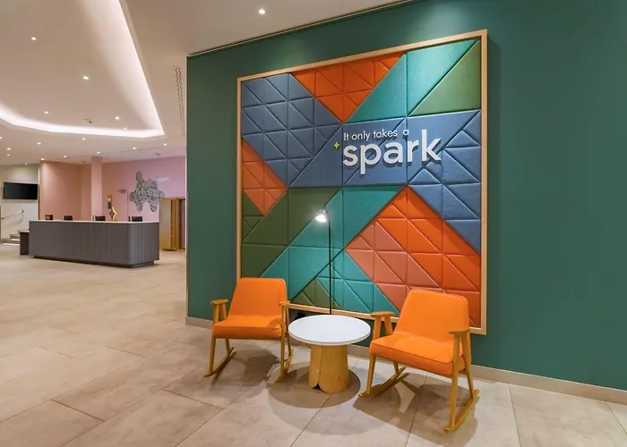 Spark By Hilton Centre Hotel