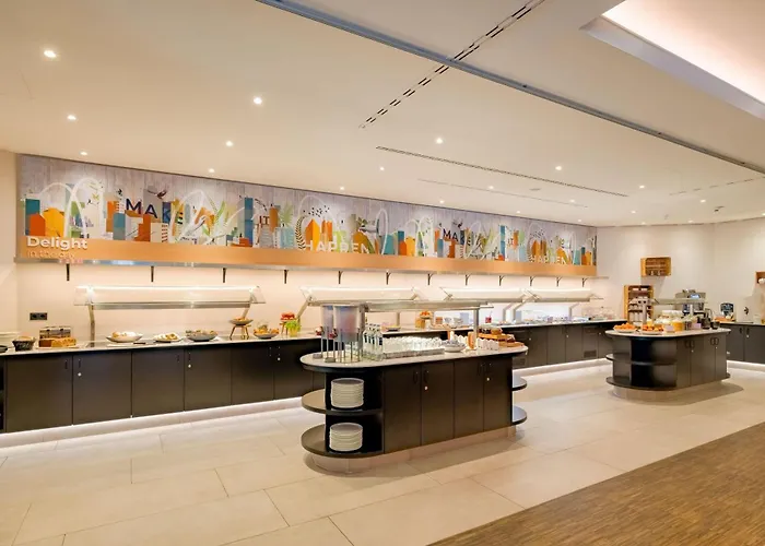 Hotel Spark By Hilton Centre 4*