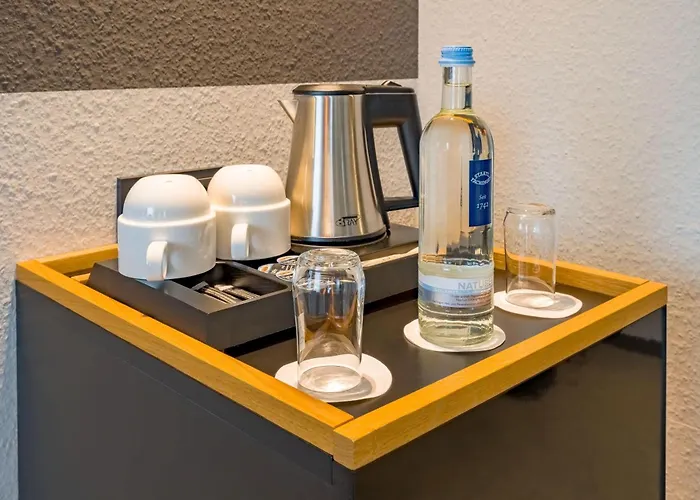 Spark By Hilton Centre 4*